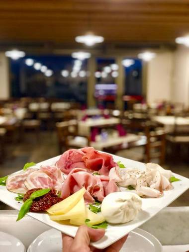 Il Paradello Albergo