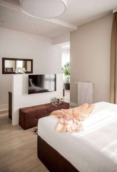 Miramare The Palace Resort