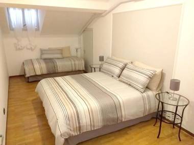 One bedroom appartement at Sanremo 40 m away from the beach with sea view furnished terrace and wifi