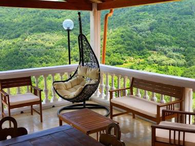 Cozy Holiday Home in Testico Liguria with garden