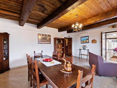 Tasteful Mansion in Morano Calabro with Balcony