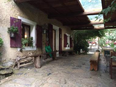 Centro Trekking A Cavallo Monte Brugiana