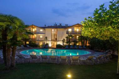 4 Limoni Apartment Resort