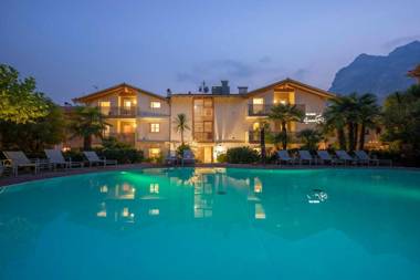 4 Limoni Apartment Resort