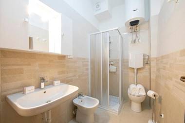 Residenza Rocca Del Lago 4