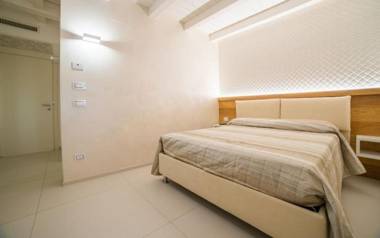 RESIDENCE OLD STORIES