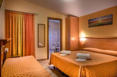 Hotel Piscina La Suite