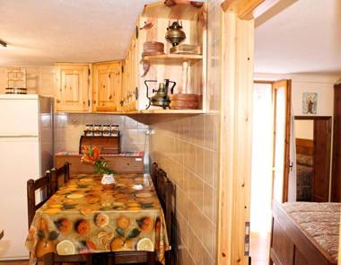 CASE CARMELI - Primula