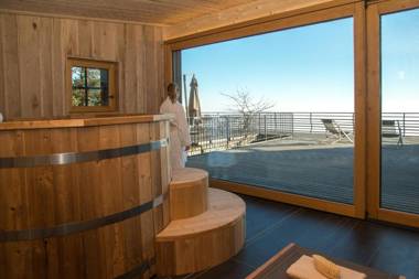 Albergo Ristorante Bucaneve