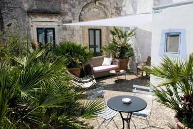 Dimora Santi-Mancuso by BarbarHouse