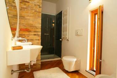 Villa Venere pool and sea