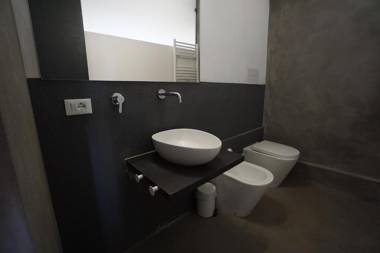 Burdi House apartment surrounded by greenery and tranquility near the sea