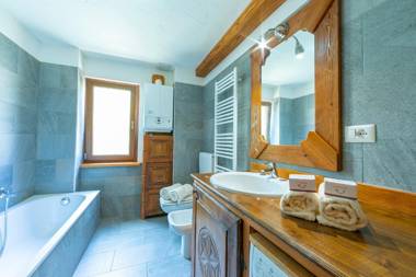 Miramonti 21 100mt From Ski Milky Way