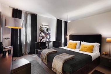 Charming House DD724