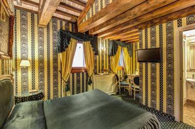 Relais Piazza San Marco