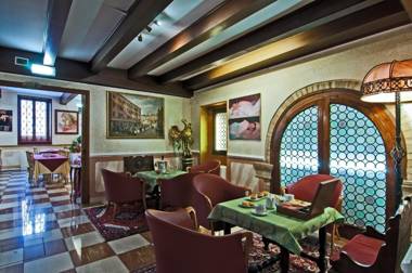 Hotel La Fenice et Des Artistes