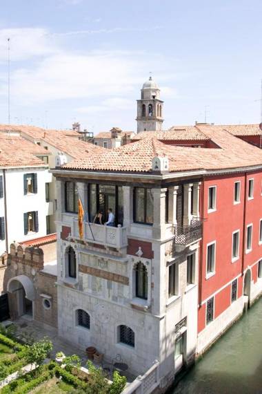 Ca' Nigra Lagoon Resort