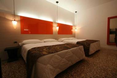 UNAHOTELS Ala Venezia-Adults 16