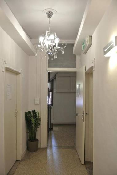 Al Portico Guest House