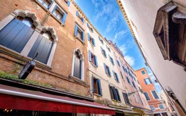 The Lion's House APT1