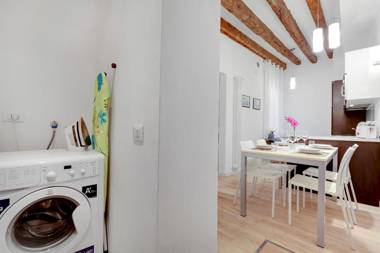 Botteri Palace Apartments