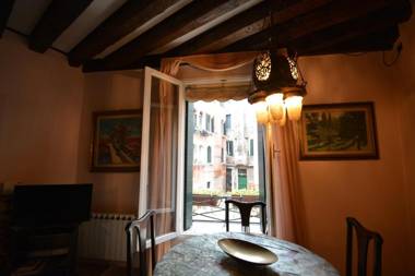 Ve.N.I.Ce. Cera Casa Del Sol