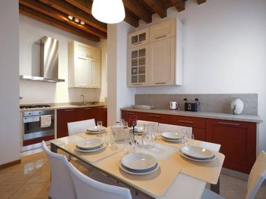 Cannaregio - Venice Style Apartments