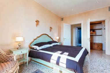 Deluxe Apartments Lagoon View