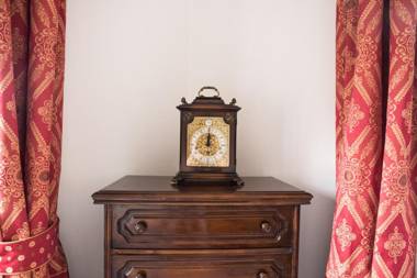 Venetian Mood: Secret Garden