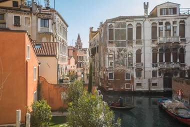 Palazzo Morosini Degli Spezieri