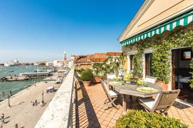 Attic Boutique San Marco