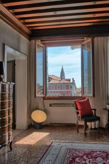 Ve-nice Suite Rialto SP720-4