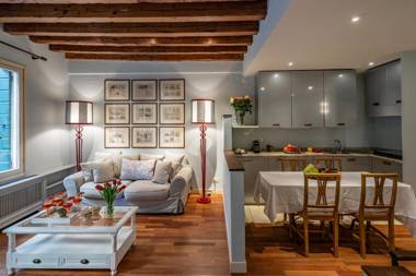 Ca' Belle Arti in Dorsoduro- Dimora Italia Collection -