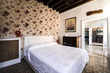 VENICE GIARDINI BIENNALE APARTMENT