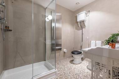 Varoter Design Venetian Studio