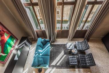 Varoter Design Venetian Studio