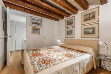 Ca' Tintoretto Canal View