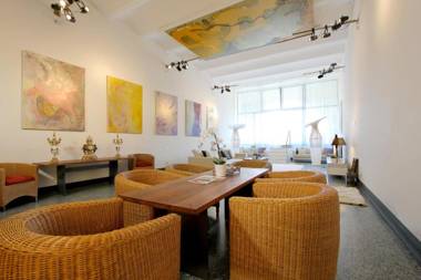 Giudecca Luxury Gallery