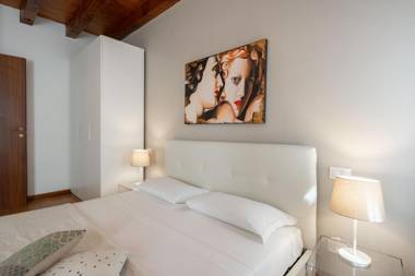 Design Palace Apartment