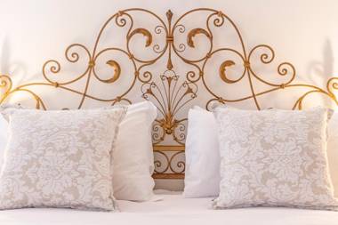 San Giacomo pied-a-terre house