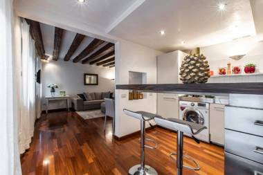 Doge's Palace Suite R&R