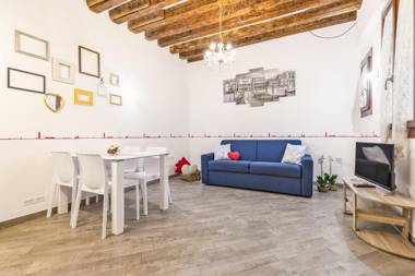 Venice downtown 4 pax.