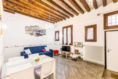 Venice downtown 4 pax.