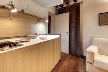 MODERN APARTMENT IN VENICE GF