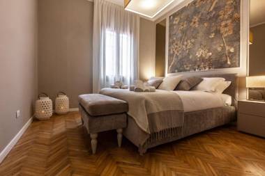 Charming Apartment on the Grand Canal R&R
