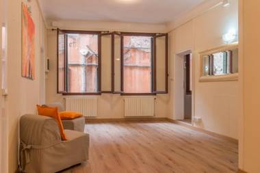 Family Colours close to @Rialto Mercato