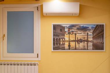 NINA VENICE APARTMENT