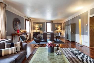 LL4425 Penthouse of 200sqm