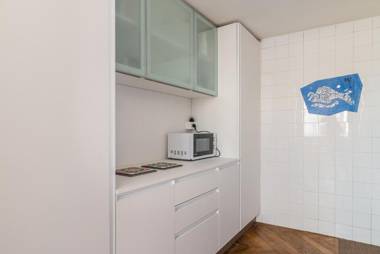 Red House close to @Accademia Bridge