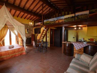 Splendid Holiday Home in Rignano Sull'Arno-FI with Garden